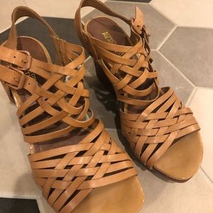 Kenneth Cole Reaction Wedge.